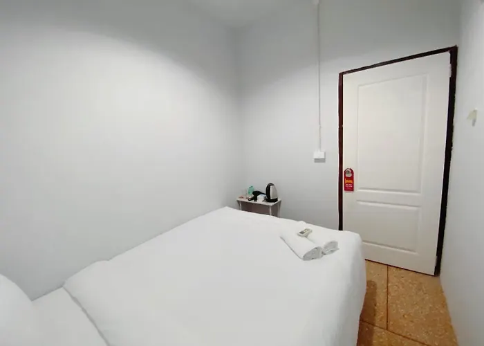 Apartment Zzz The Giant Swing - เสาชิงช้า ศาลเจ้าพ่อเสือ Bangkok