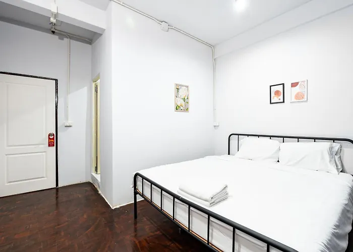 Zzz The Giant Swing - เสาชิงช้า ศาลเจ้าพ่อเสือ Apartment