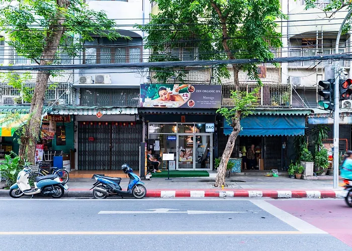 Zzz The Giant Swing - เสาชิงช้า ศาลเจ้าพ่อเสือ Bangkok